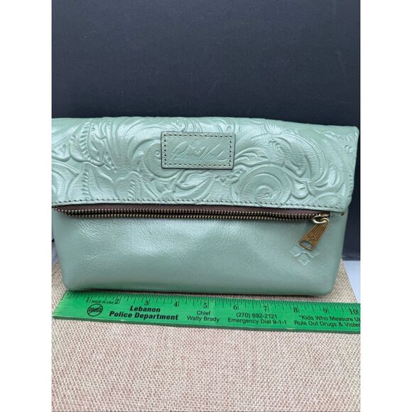 New Patricia Nash Valerie Tooled Leather Foldover Wristlet Sage - Picture 8 of 12